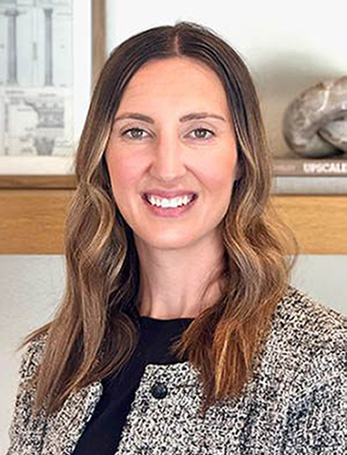 Jessica Almaguer, associate clinical social worker in Ventura